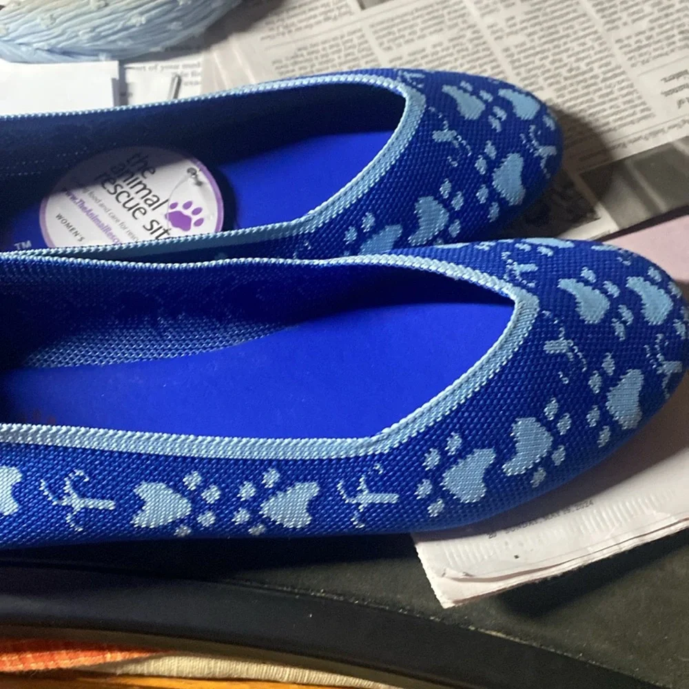 ❌ SOLD ❌ Women's Woven Paw Print Ballet Flats by The Animal Rescue Site, Sz 9 - Picture 7 of 12